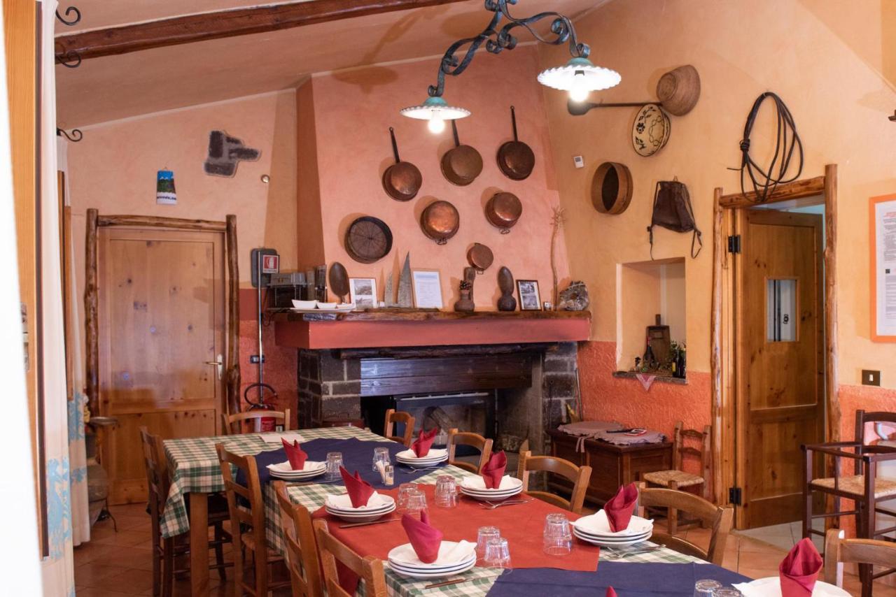 Agriturismo Nuragh'Elighe Sindia エクステリア 写真