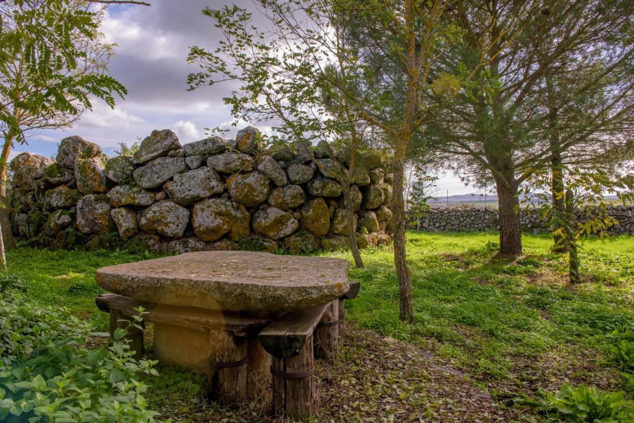 Agriturismo Nuragh'Elighe Sindia エクステリア 写真